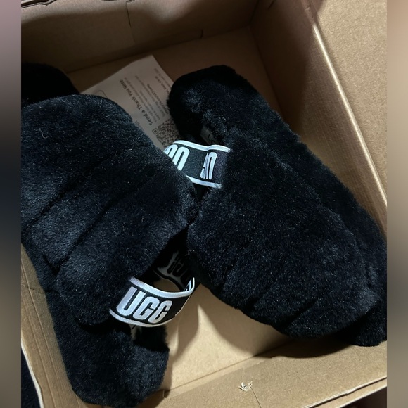Ugg | Fluff Yeah Slide Size 6 - Picture 3 of 6